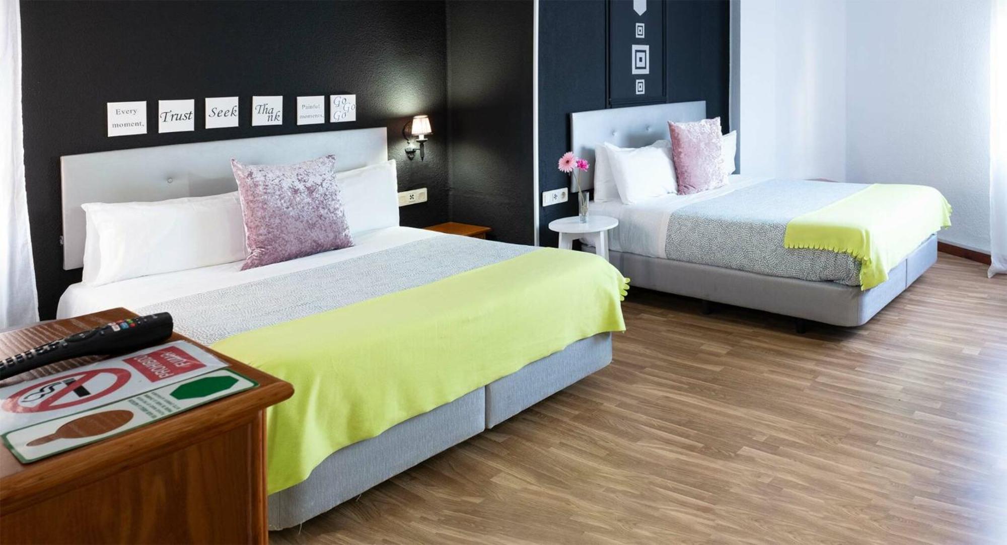 Hostal Victoria Altura Exteriör bild